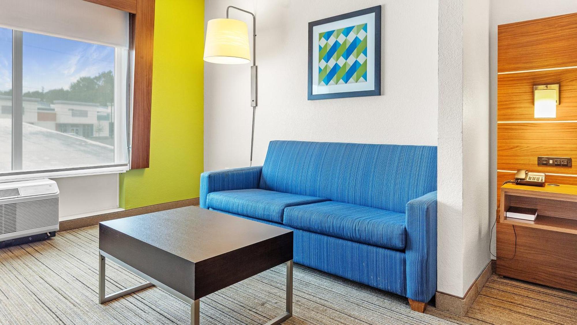 Holiday Inn Express & Suites Mobile - University Area By Ihg Eksteriør billede