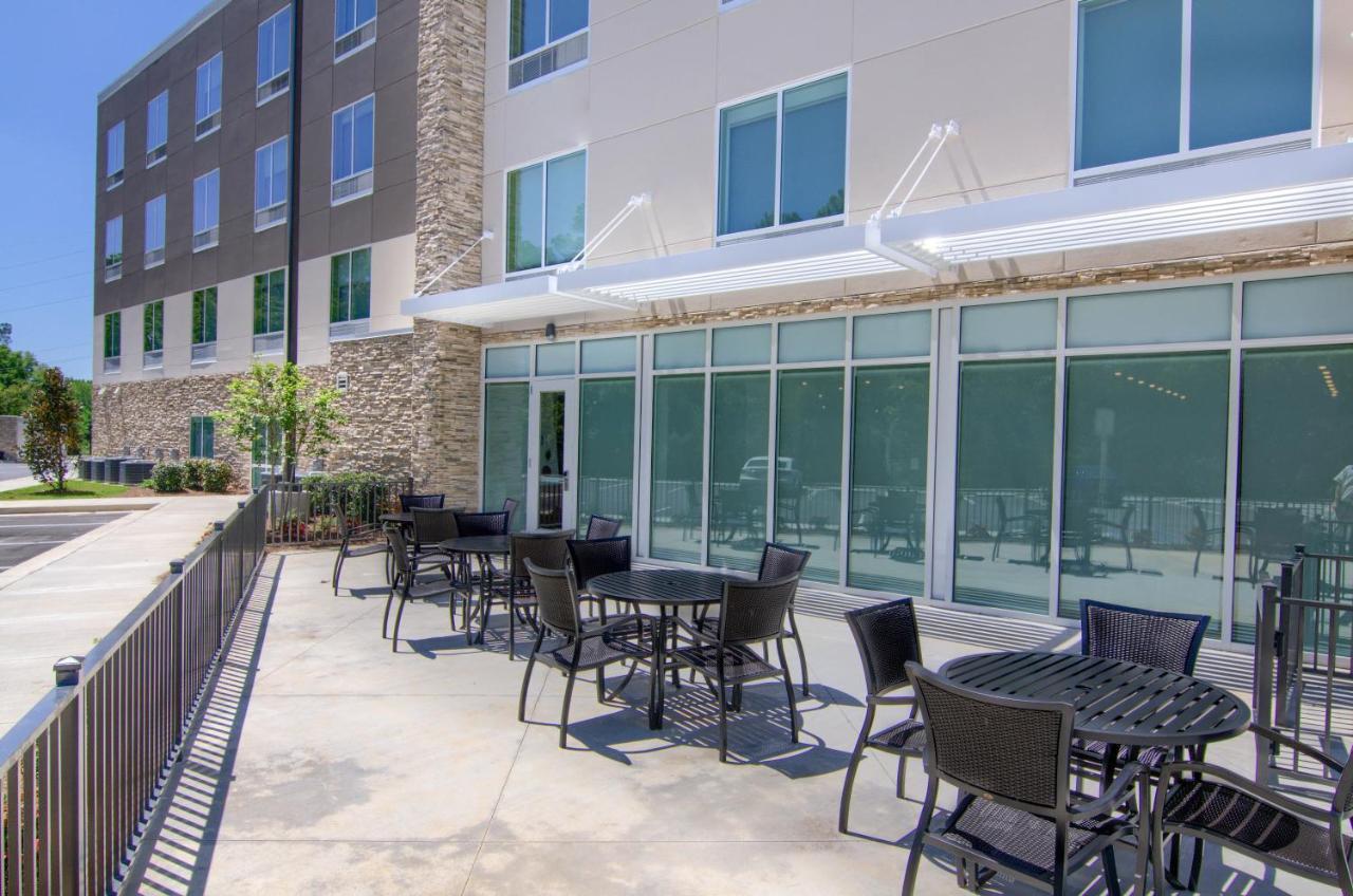 Holiday Inn Express & Suites Mobile - University Area By Ihg Eksteriør billede